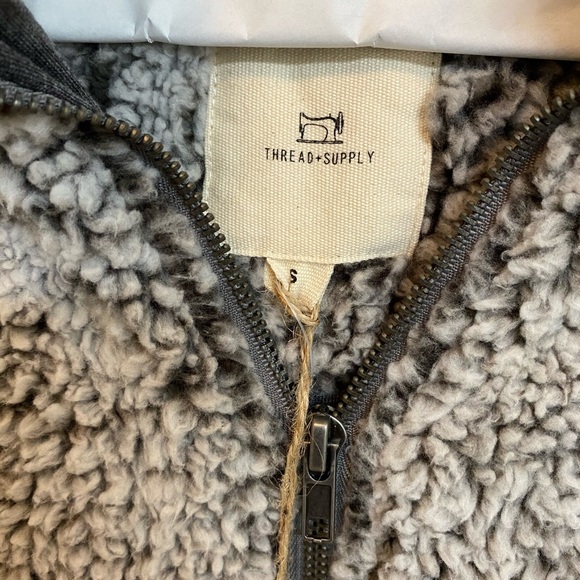 Furry pullover sweater - Picture 2 of 3